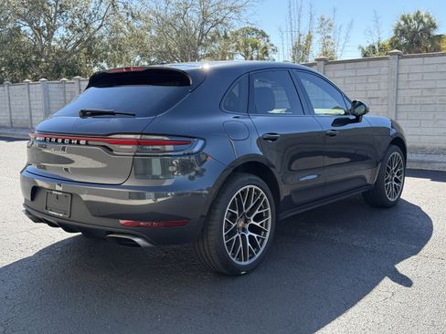 Certified 2020 Porsche Macan image 6