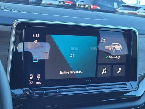 Used 2026 Volkswagen Atlas SE image 9