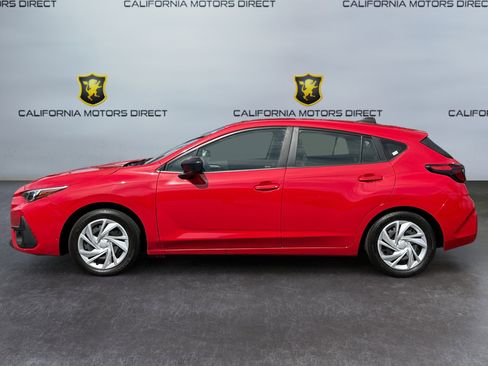 Used 2024 Subaru Impreza 2.0i image 2