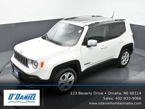 Used 2018 Jeep Renegade Limited AWD/4WD image 16