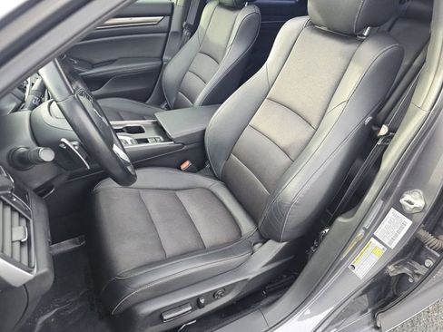 Used 2019 Honda Accord Sport image 6