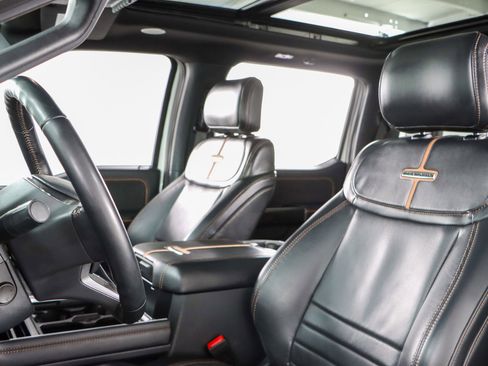 Used 2024 Ford F250 Platinum image 27