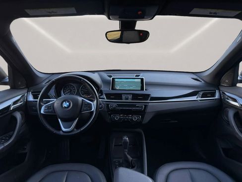 Used 2017 BMW X1 xDrive28i image 11