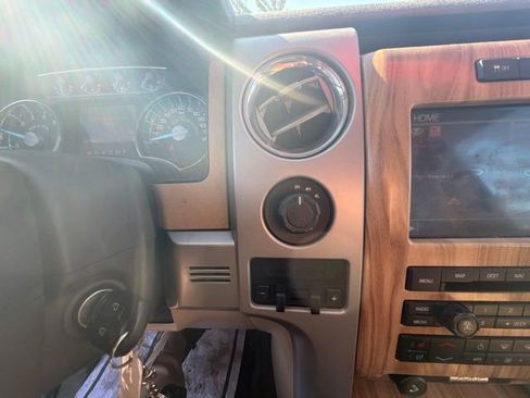 Used 2011 Ford F150 Lariat w/ Lariat Chrome Pkg AWD/4WD image 23