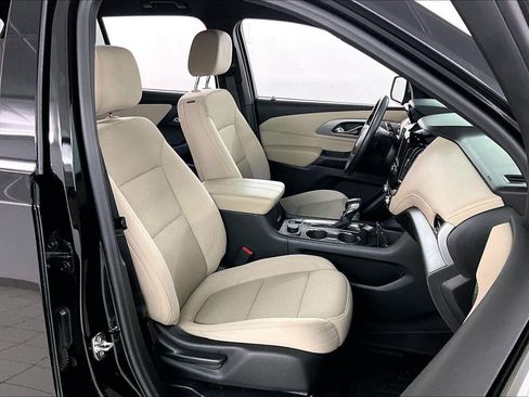 Used 2023 Chevrolet Traverse LS w/ Safety Package image 30