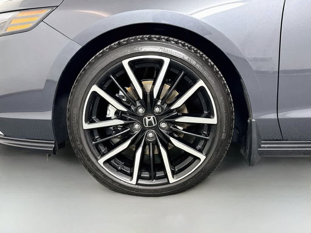 Used 2025 Honda Accord Touring image 30