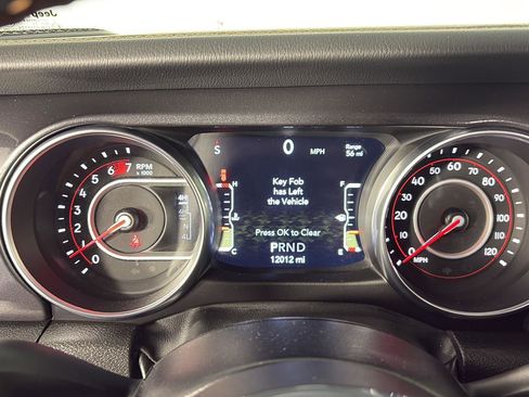 Used 2022 Jeep Wrangler Unlimited Rubicon w/ Trailer Tow Package image 42