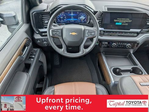 Used 2025 Chevrolet Silverado 2500 High Country w/ High Country Premium Package AWD/4WD image 11