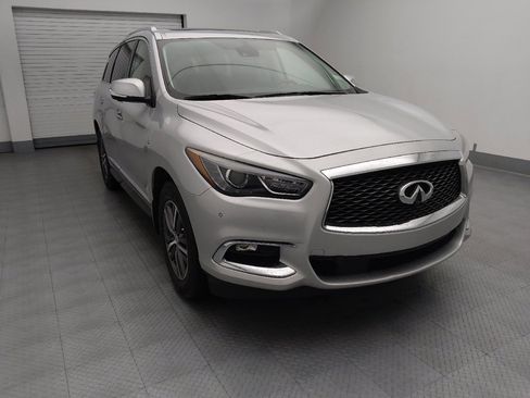 Used 2019 INFINITI QX60 Luxe w/ Essential Package FWD image 14