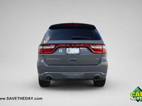 Used 2023 Dodge Durango GT RWD image 7