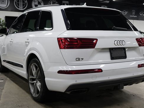 Used 2017 Audi Q7 3.0T Prestige w/ Prestige Package AWD/4WD image 3