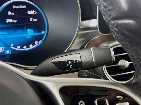 Used 2022 Mercedes-Benz GLC 300 4MATIC image 18