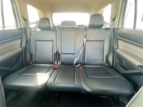 Used 2023 Volkswagen Atlas SE image 25