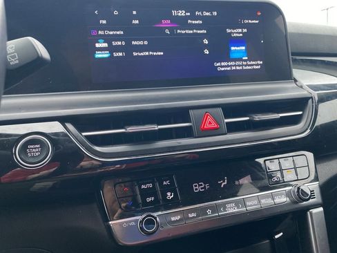 Used 2025 Kia Seltos S image 11