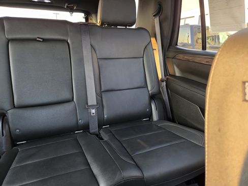 Used 2021 Chevrolet Tahoe Z71 AWD/4WD image 14