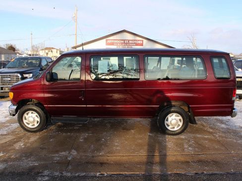 Used 2004 Ford E-350 and Econoline 350 XL image 1