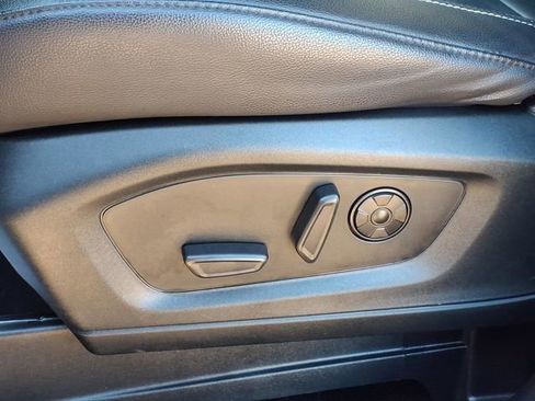 Used 2022 Ford Explorer ST w/ Equipment Group 401A AWD/4WD image 12