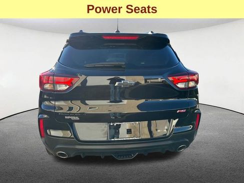 Used 2023 Chevrolet TrailBlazer RS w/ Sun and Liftgate Package image 12