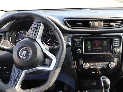 Used 2020 Nissan Rogue SL AWD/4WD image 15