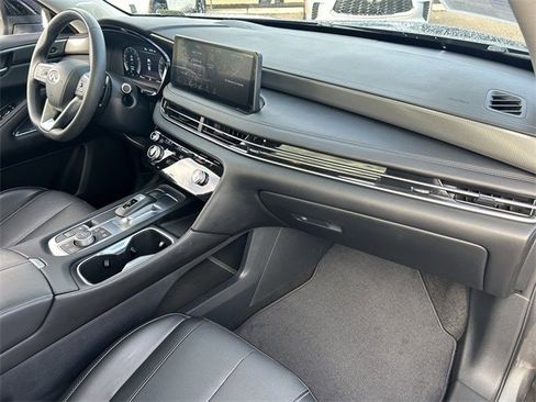 Certified 2025 INFINITI QX60 Luxe w/ Vision Package image 13