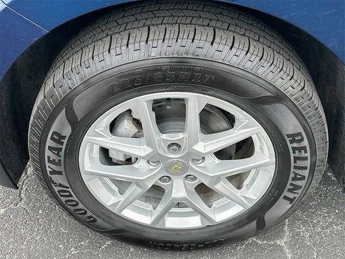 Certified 2022 Chevrolet Equinox LS image 29