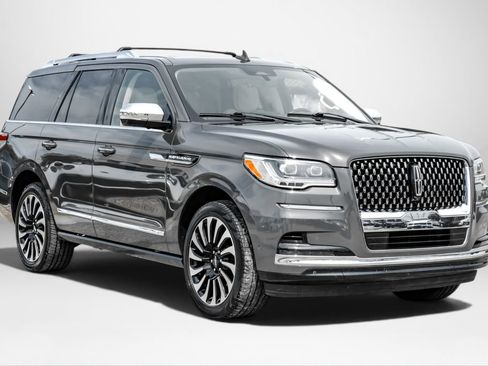 Used 2023 Lincoln Navigator Black Label AWD/4WD image 4
