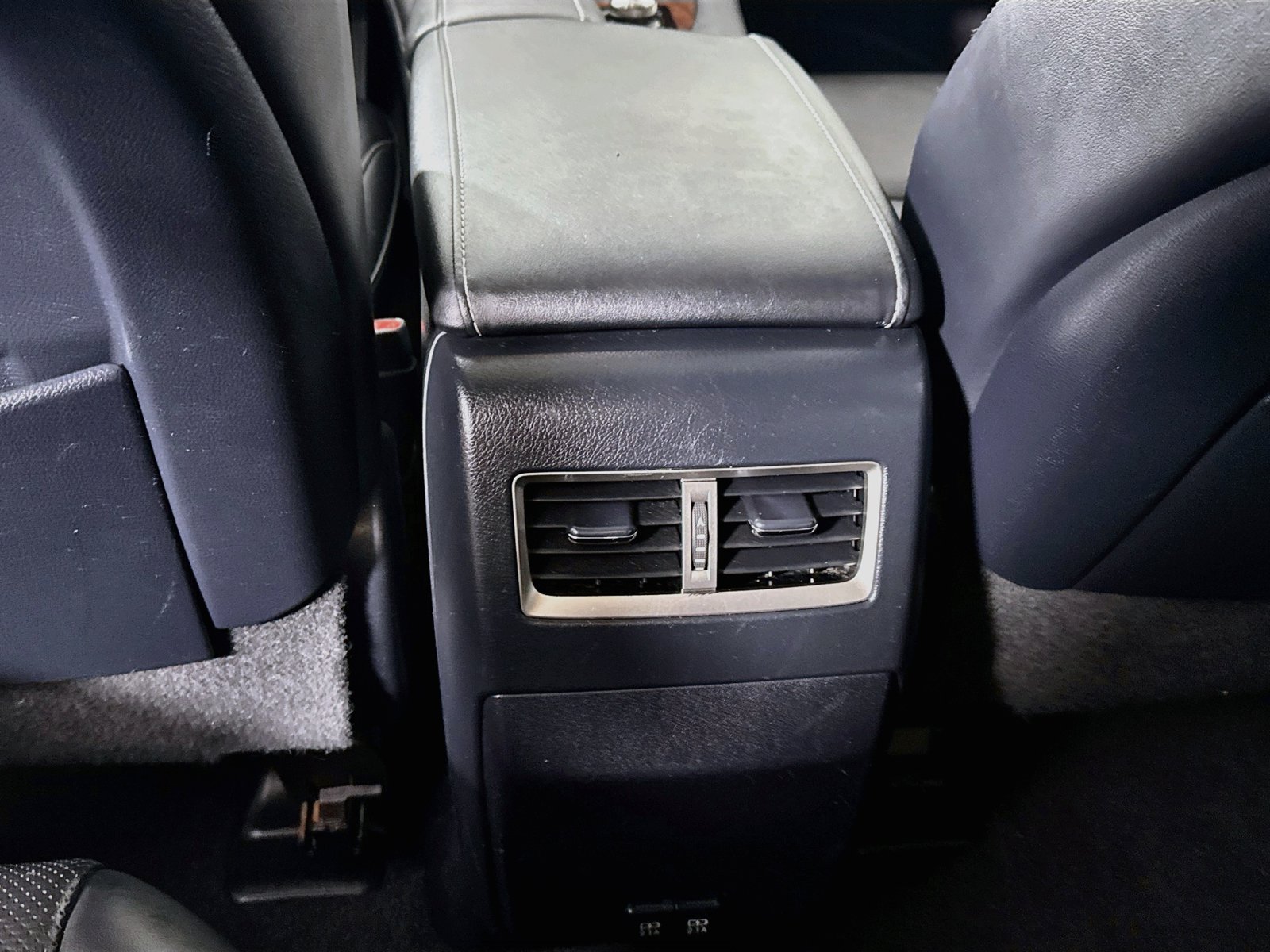 Used 2021 Lexus RX 450hL AWD w/ Premium Package image 23