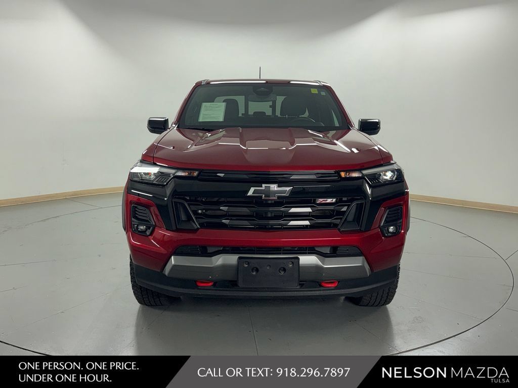 Used 2024 Chevrolet Colorado Z71 w/ Z71 Convenience Package 2 AWD/4WD image 2