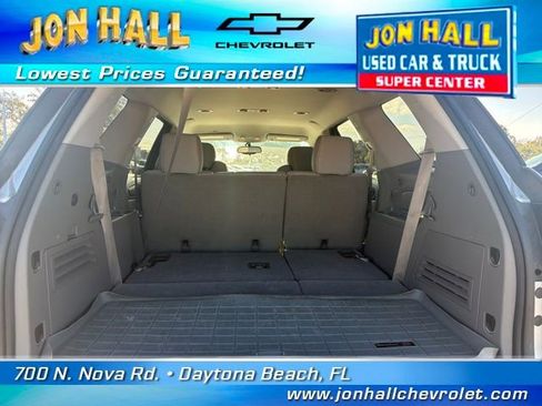 Used 2014 GMC Acadia SLE image 8