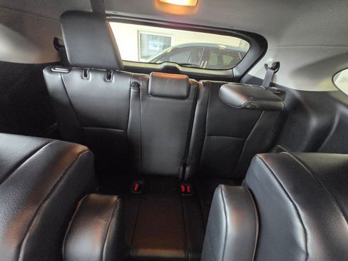 Used 2022 Toyota Highlander XLE image 23