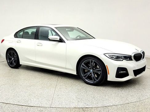 Used 2021 BMW 330i xDrive Sedan w/ M Sport Package AWD/4WD image 3
