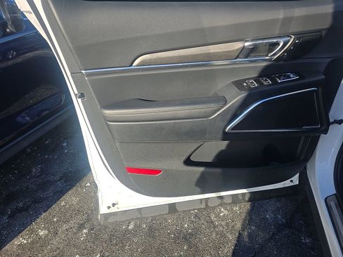 Certified 2024 Kia Telluride SX Prestige X-Line image 15