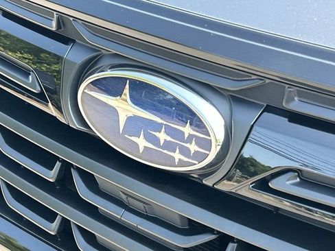 Used 2024 Subaru Forester AWD/4WD image 10
