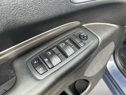 Used 2020 Dodge Durango SXT AWD/4WD image 22