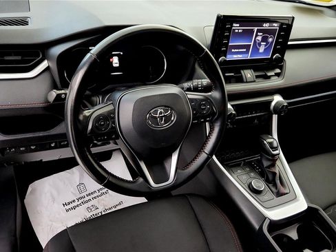 Certified 2021 Toyota RAV4 SE w/ Weather & Moonroof Package image 34
