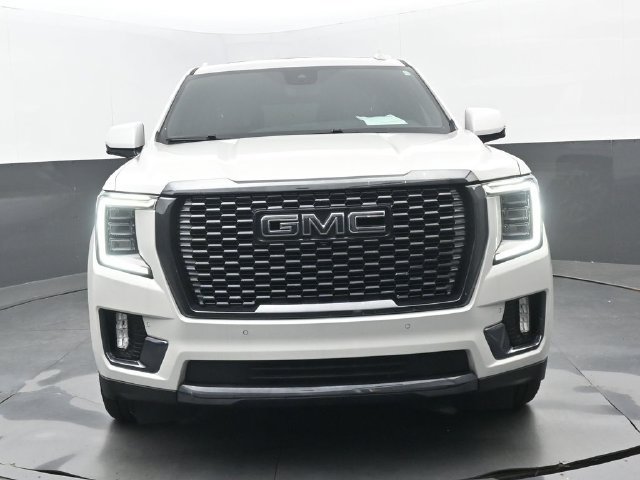 Used 2023 GMC Yukon Denali Ultimate AWD/4WD image 19