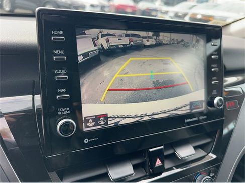 Used 2022 Toyota Camry XSE image 10