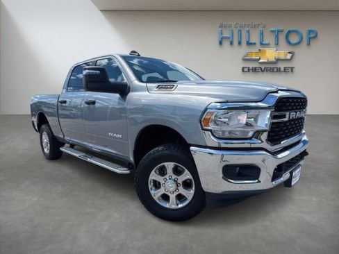 Used 2024 RAM 2500 Big Horn AWD/4WD image 1