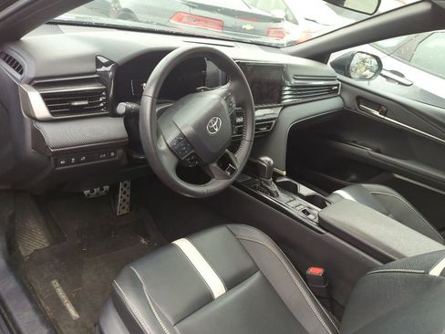 Used 2025 Toyota Camry SE FWD image 7