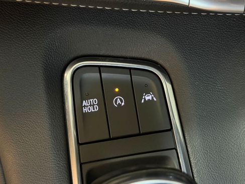 Used 2022 Cadillac Escalade ESV Premium Luxury RWD image 36