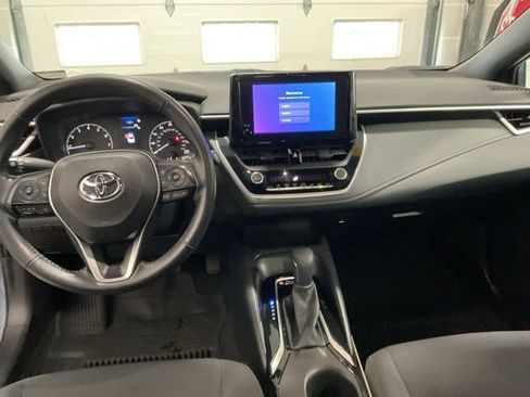 Used 2023 Toyota Corolla SE image 11