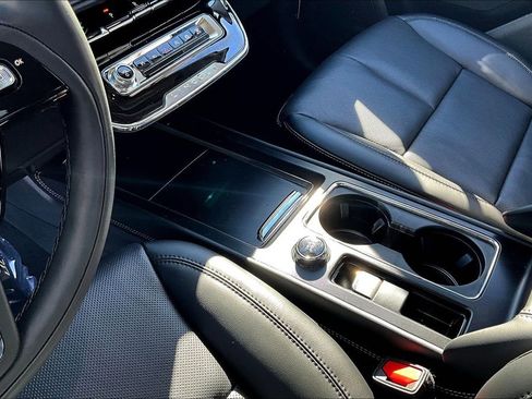 New 2026 Lincoln Corsair Reserve image 8