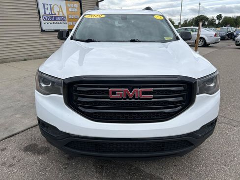 Used 2019 GMC Acadia SLT w/ Black Edition AWD/4WD image 2