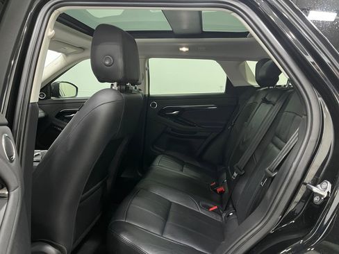 Used 2020 Land Rover Range Rover Evoque SE image 31