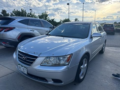 Used 2009 Hyundai Sonata GLS FWD image 1