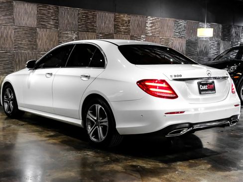 Used 2019 Mercedes-Benz E 300 4MATIC image 10
