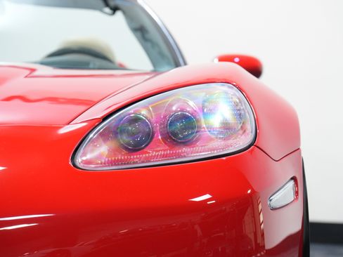 Used 2006 Chevrolet Corvette Convertible w/ Preferred Equipment Group image 10