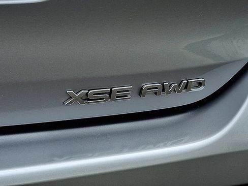 Certified 2025 Toyota Highlander XSE AWD/4WD image 30