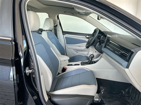 New 2026 Volkswagen Jetta SE image 35