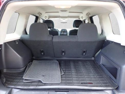 Used 2014 Jeep Patriot Latitude AWD/4WD image 8